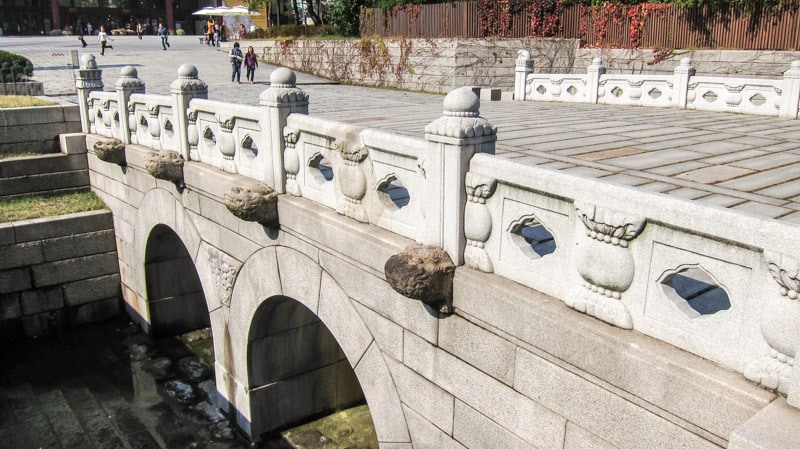 Geumcheongyo Bridge near Seoul Museum of History