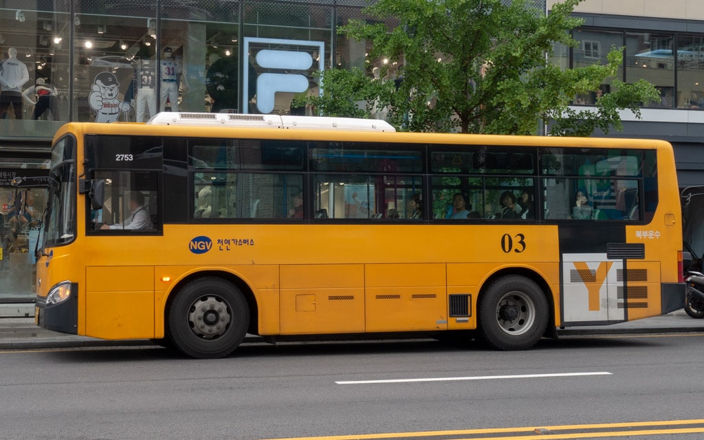 yellow tour bus seoul
