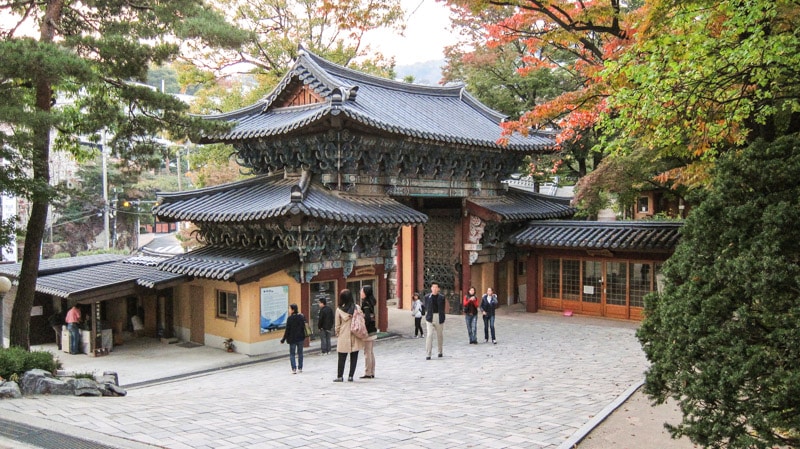 Iljumun, One Pillar Gate, the front gate at Gilsangsa Temple