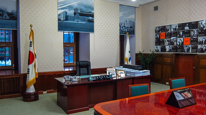 Mayor's office and desk at Old Seoul City Hall