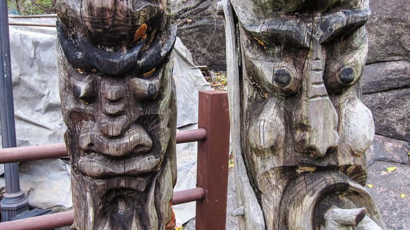 Nearby menacing figures at Guksadang Shrine in Seoul