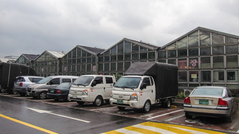 One of the greenhouse buildings at Yangjae Flower Market