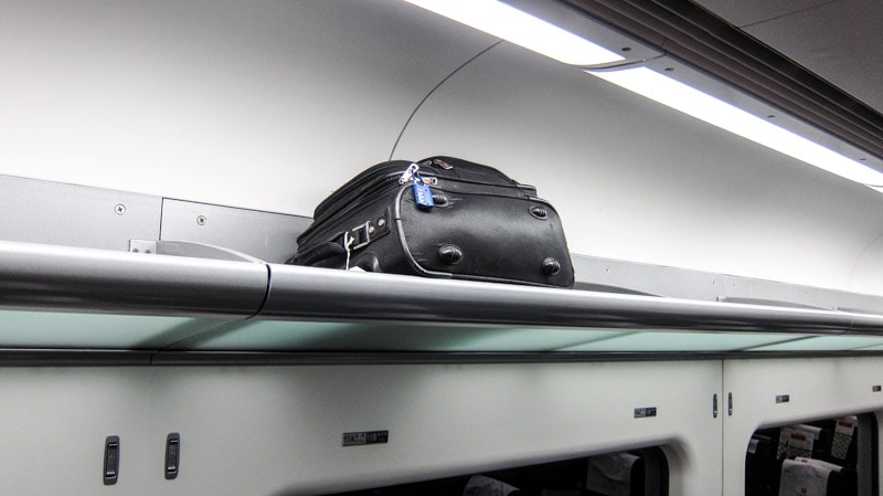 Smaller luggage can be placed overhead on the AREX Airport Express Line train