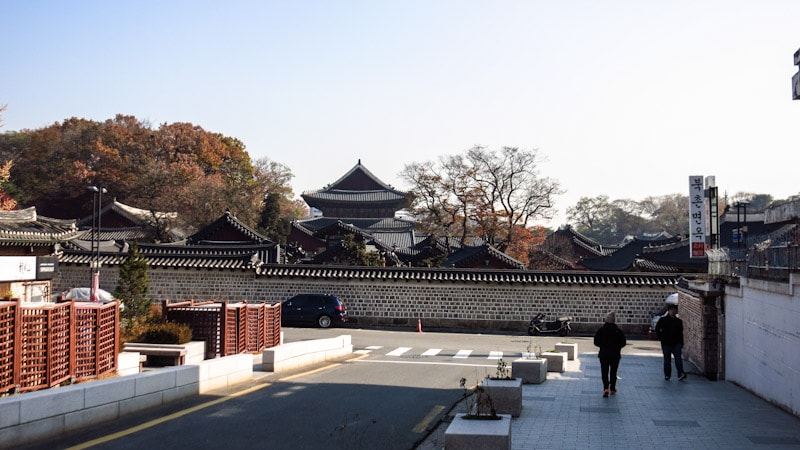 View 1: Panoramic view of Changdeokgung Palace