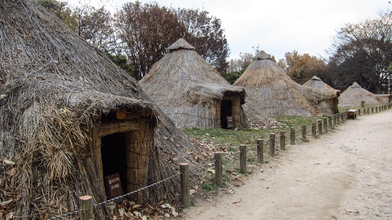 Amsa-dong Prehistoric Settlement Site pit houses