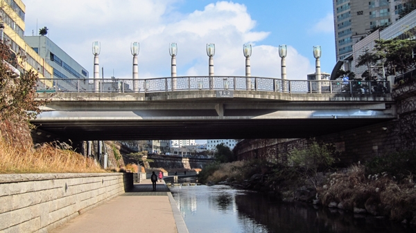 Yeongdogyo Bridge