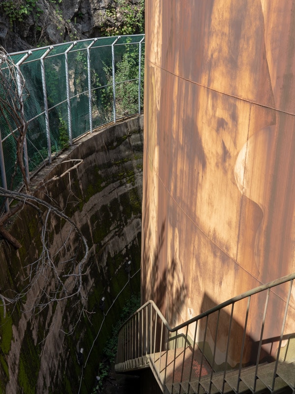 Left view, Sustained Oil Tank (T3), Oil Tank Culture Park, Seoul, Korea