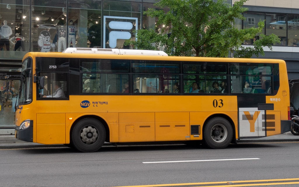 Yellow Bus (Circular Bus), Seoul, Korea