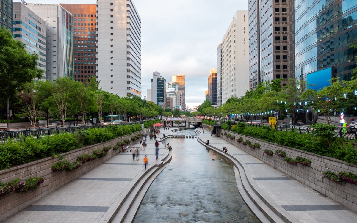 The stream passing through central Seoul near Cheonggye Plaza, Seoul, Korea