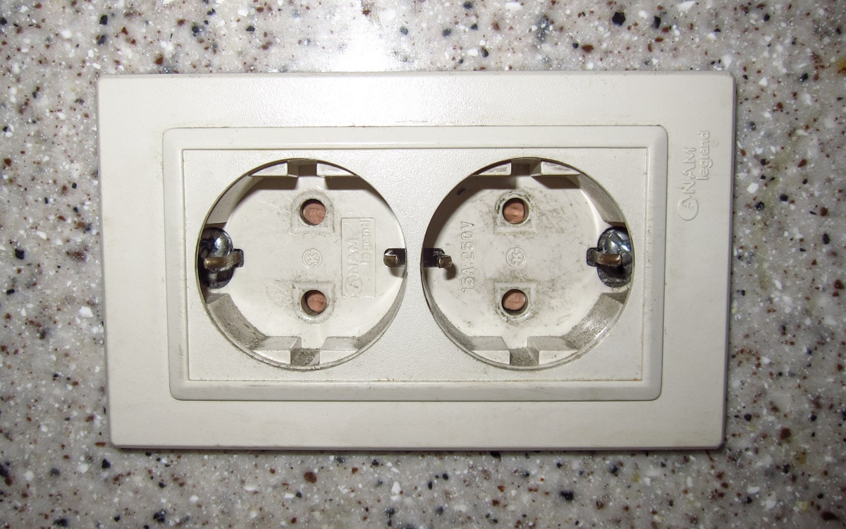 Power sockets in South Korea, Seoul, Korea