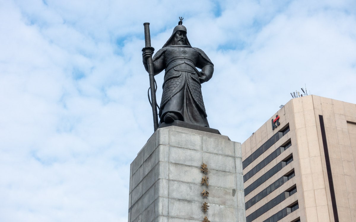 Statue of Admiral Yi Sunshin, Seoul, Korea