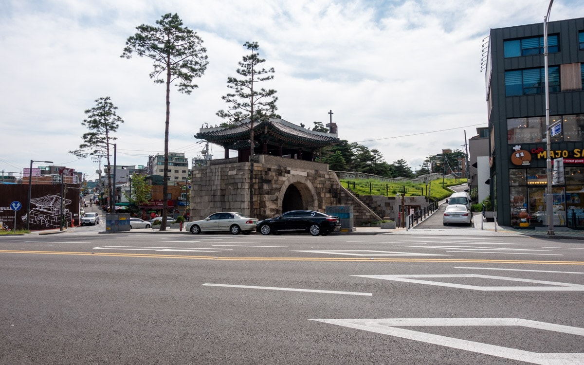 The gate surrounded by urban Seoul, Gwanghuimun Gate, Seoul, Korea