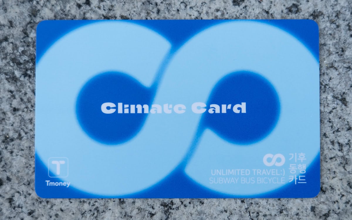 A Climate Card in Seoul which allows unlimited travel on eligible Seoul subway and bus