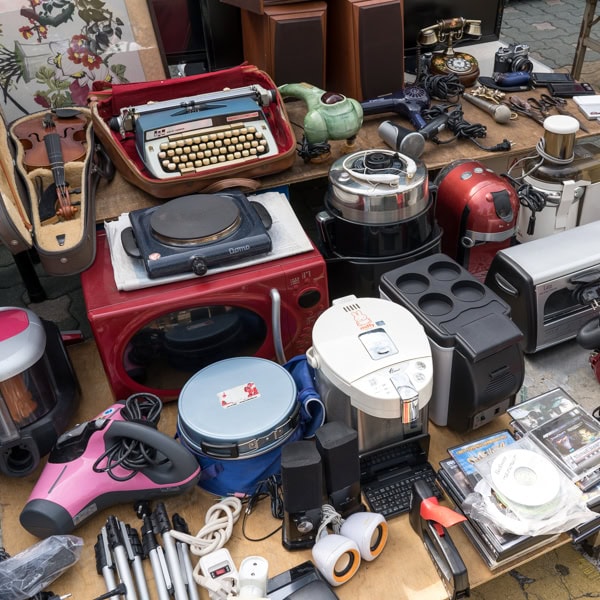 Unique items including violin and typewriter